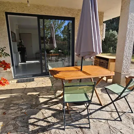 La Maison De Virginie Casa vacanze *
