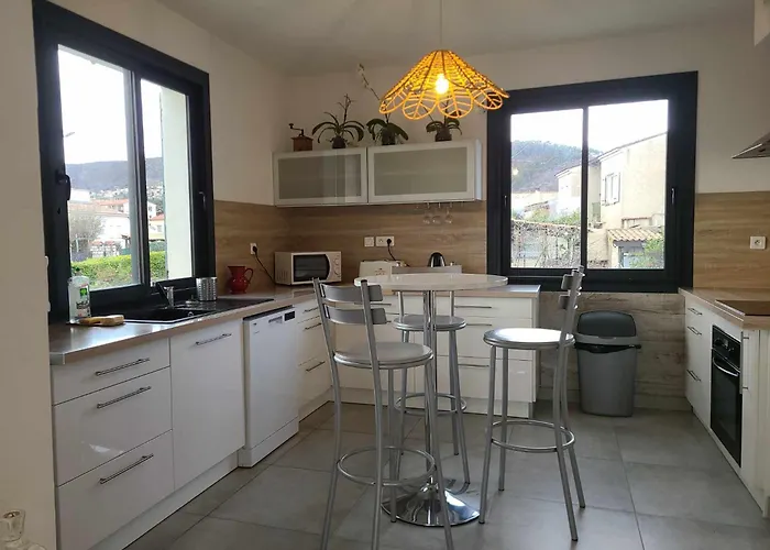 Holiday home La Maison De Virginie Sisteron